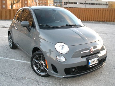 Used 2019 FIAT 500 Pop image 2