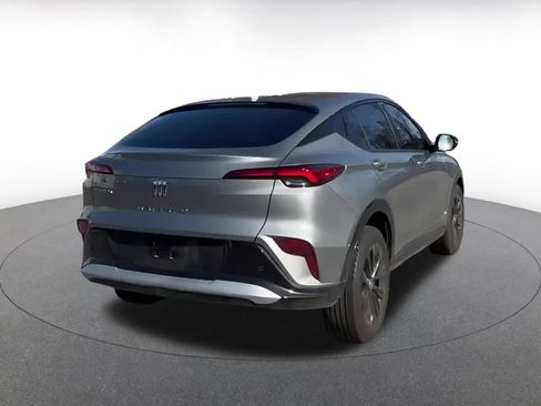 Used 2025 Buick Envista Sport Touring image 10