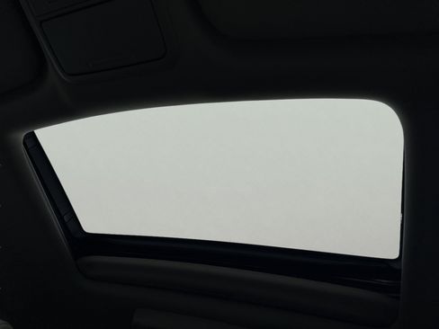 Used 2018 Honda Odyssey EX-L image 32