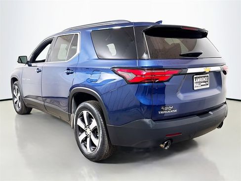Used 2023 Chevrolet Traverse LT w/ LT Premium Package image 6