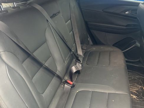 Used 2022 Chevrolet TrailBlazer ACTIV w/ Sun and Liftgate Package image 7