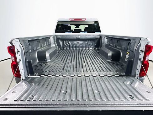 Used 2025 Chevrolet Silverado 2500 Custom image 25