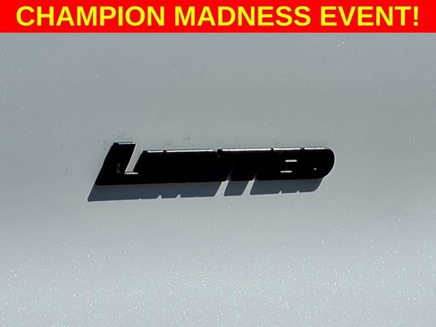 Used 2022 Toyota 4Runner Limited image 10