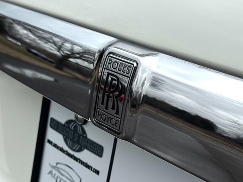 Used 2016 Rolls-Royce Wraith image 10