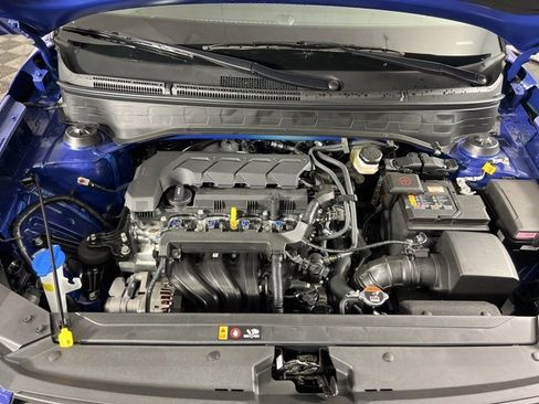 New 2026 Hyundai Venue SE image 3