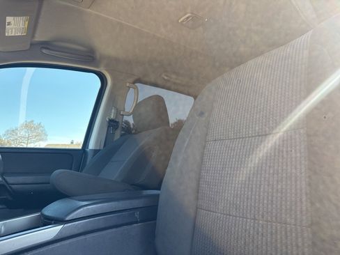 Used 2014 Nissan Titan SV w/ SV Value Truck Package image 31