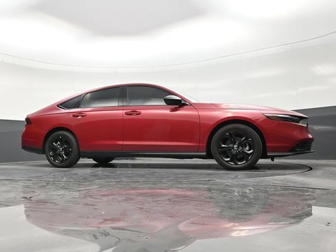 Used 2025 Honda Accord SE image 20