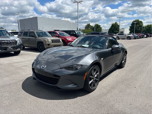 Used 2016 MAZDA MX-5 Miata Grand Touring RWD image 2