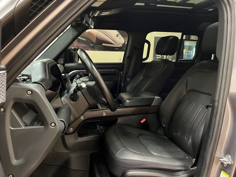 Used 2020 Land Rover Defender 110 X AWD/4WD image 18