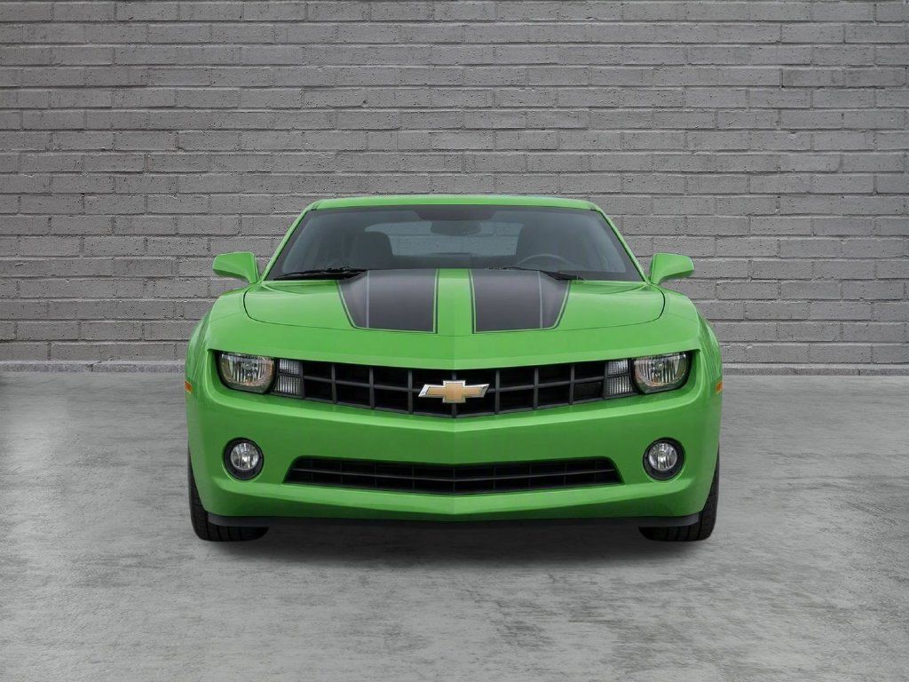 Used 2010 Chevrolet Camaro LT RWD image 6