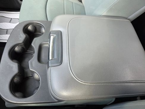 Used 2013 RAM 1500 Classic SLT image 19