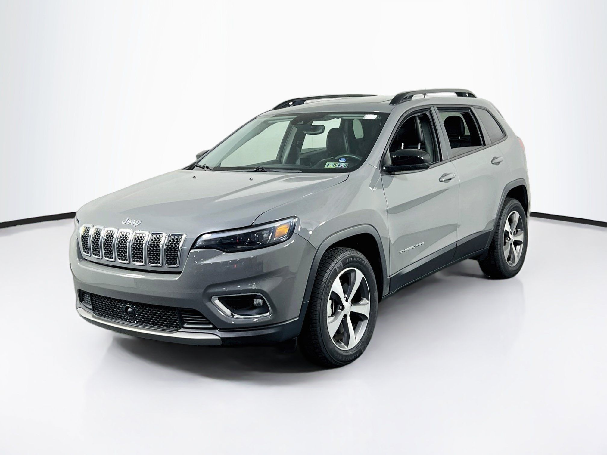 Used 2022 Jeep Cherokee Limited AWD/4WD image 1