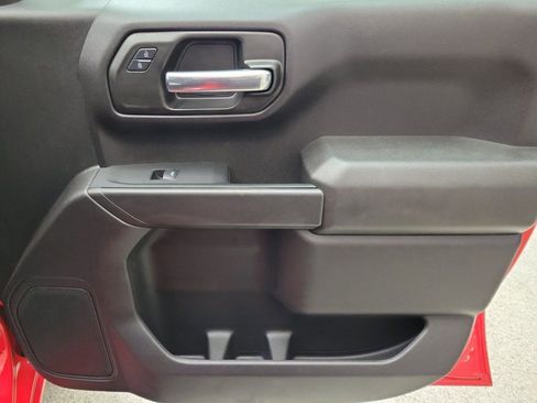 Certified 2024 Chevrolet Silverado 1500 Custom Trail Boss w/ Dark Appearance Package image 19