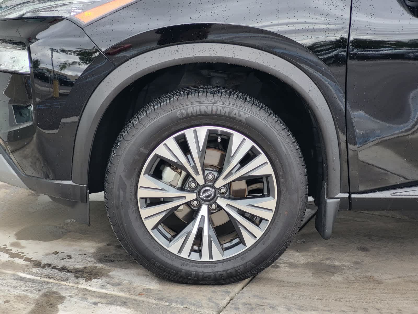 Used 2023 Nissan Rogue SV AWD/4WD image 8