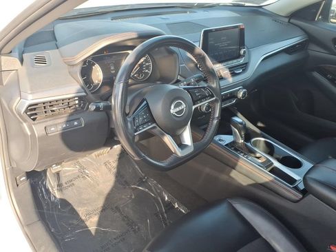 Certified 2023 Nissan Altima 2.5 SR FWD image 14