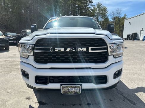 Used 2024 RAM 2500 Big Horn w/ Sport Appearance Package image 8