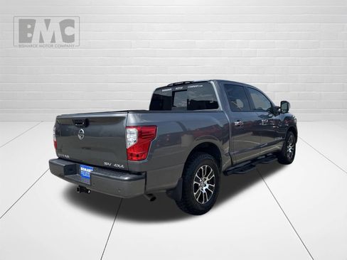 Used 2021 Nissan Titan SV w/ SV Convenience Package AWD/4WD image 3