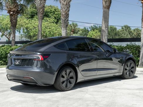 Used 2025 Tesla Model 3 Long Range RWD image 8