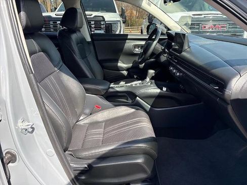 Used 2026 Honda HR-V EX-L image 7