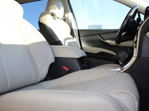 Used 2019 Subaru Ascent Limited image 17