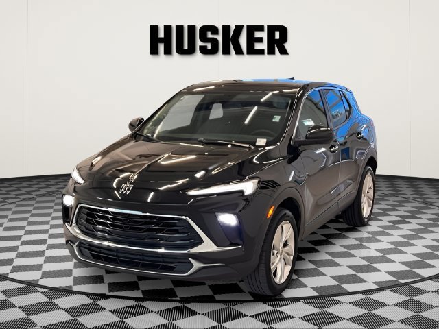 Certified 2025 Buick Encore GX Preferred AWD/4WD image 2