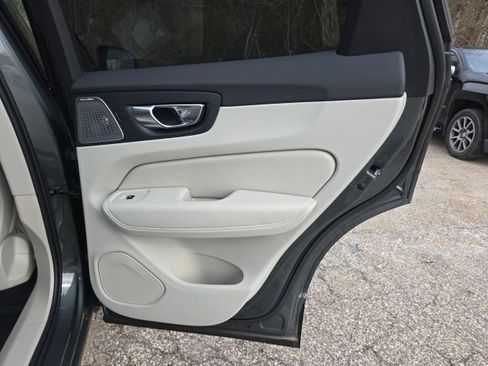 New 2026 Volvo XC60 T8 Ultra w/ Protection Package Premier AWD/4WD image 15