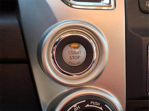 Used 2018 Nissan Titan PRO-4X image 14