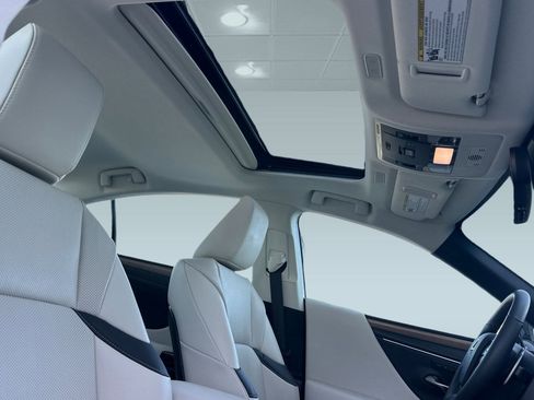 Certified 2024 Lexus ES 350 ES 350 image 29