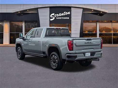 Used 2024 GMC Sierra 2500 Denali Ultimate w/ Max Trailering Package image 3