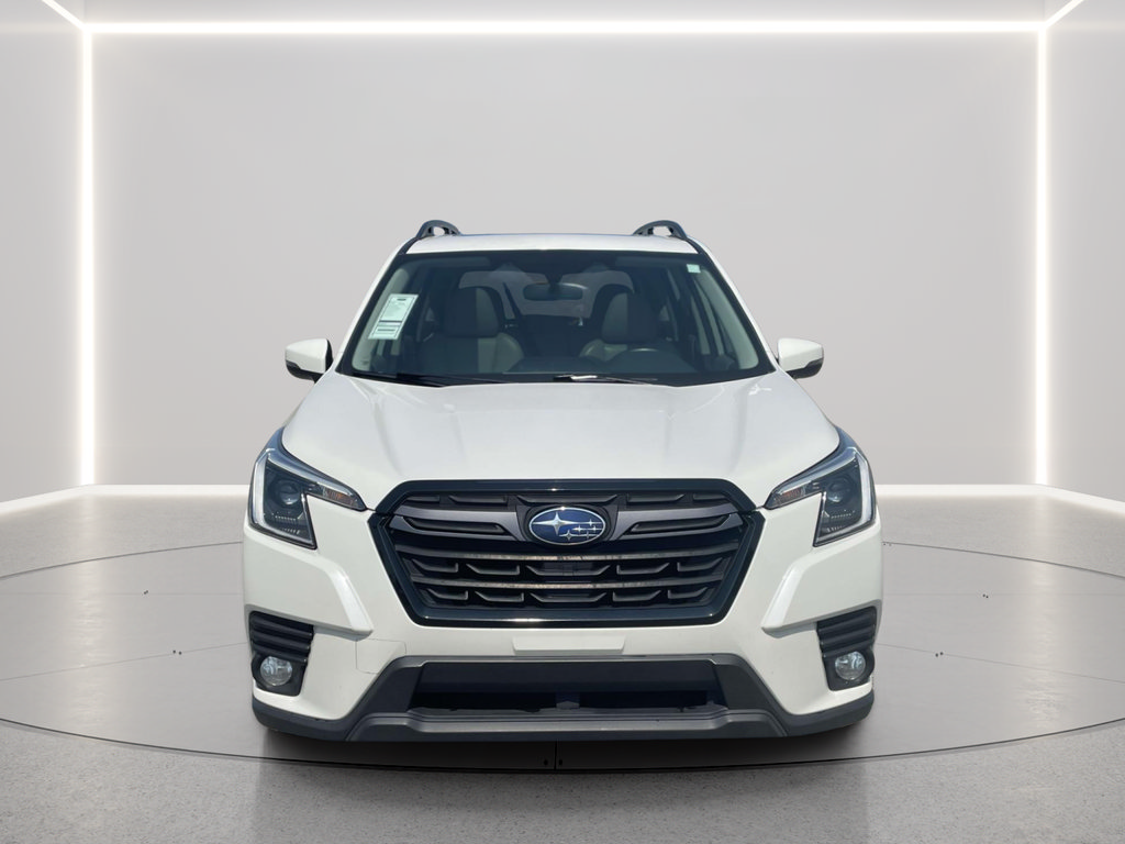 Used 2023 Subaru Forester Limited AWD/4WD image 5