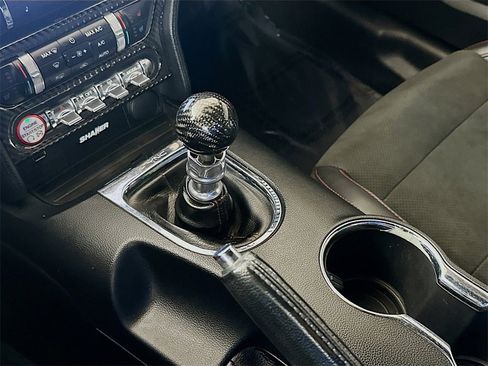 Used 2017 Ford Mustang GT Premium image 20