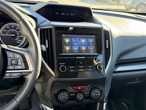 Used 2024 Subaru Forester Premium image 27