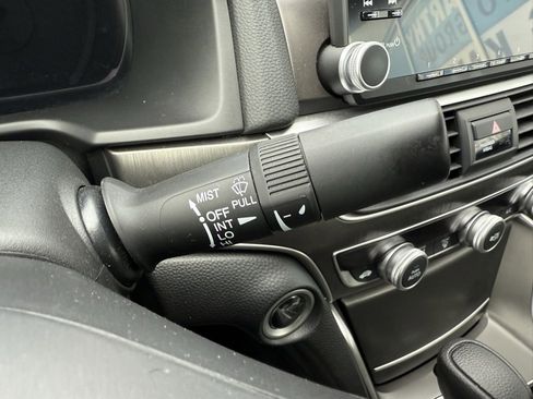 Used 2019 Honda Accord LX image 21