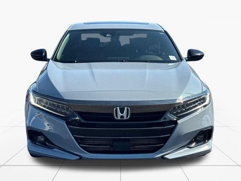 Used 2022 Honda Accord Sport image 9