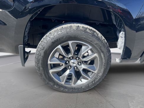 Used 2022 Chevrolet Silverado 1500 RST image 11