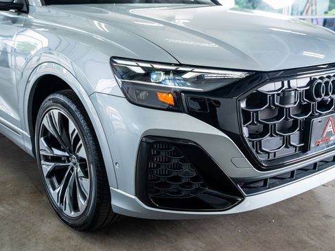 Used 2024 Audi Q8 Premium Plus w/ Premium Plus Package image 16