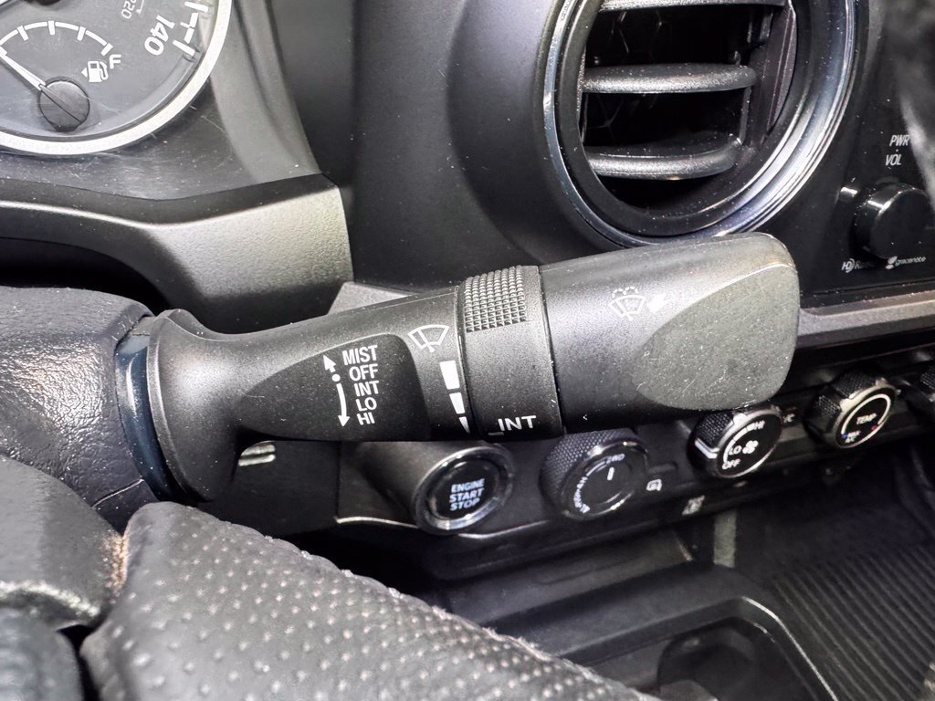 Used 2019 Toyota Tacoma TRD Sport w/ Technology Package AWD/4WD image 26