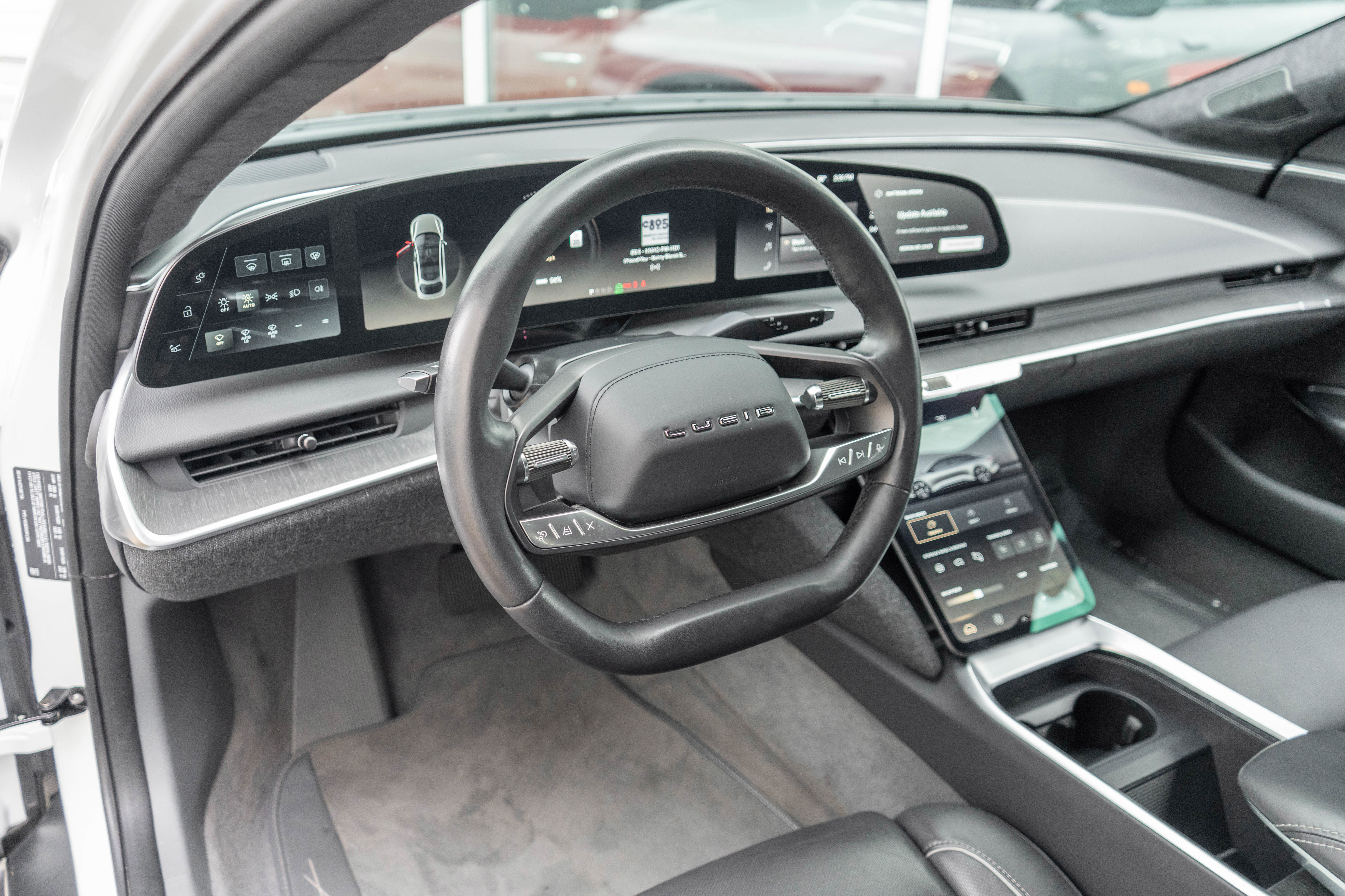 Used 2024 Lucid Air Touring AWD/4WD image 12