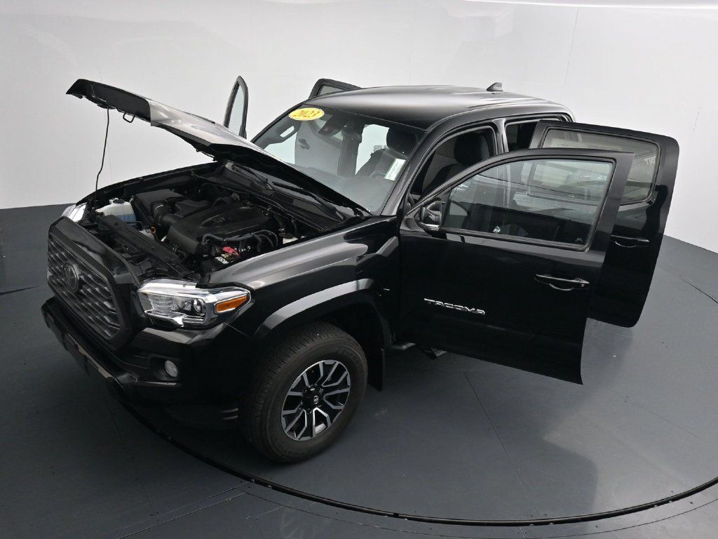Used 2023 Toyota Tacoma TRD Sport AWD/4WD image 40