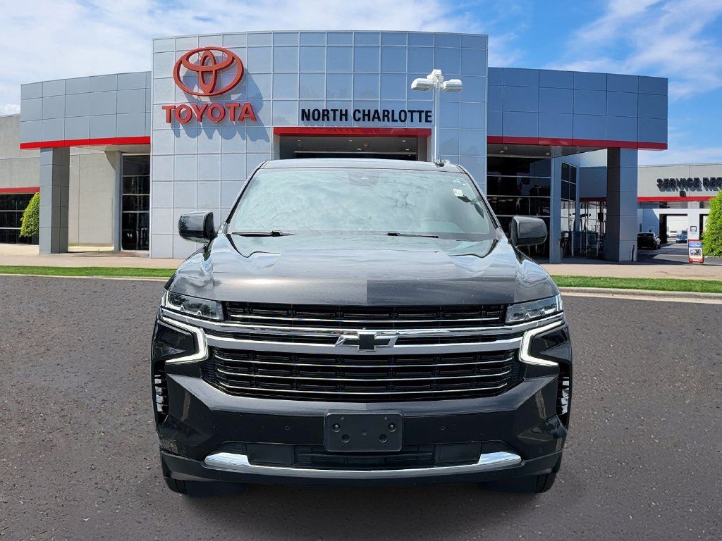 Used 2023 Chevrolet Tahoe LT AWD/4WD image 2