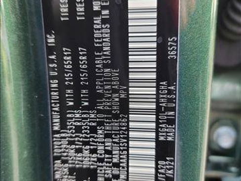 Used 2025 Toyota Corolla Cross LE FWD image 24