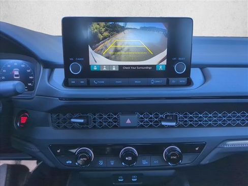 Used 2025 Honda Accord SE image 16