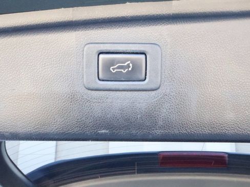 Used 2015 Subaru Outback 2.5i Limited image 6