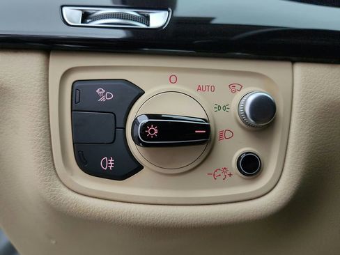 Used 2017 Audi A8 L 4.0T w/ Driver Assistance Package image 25