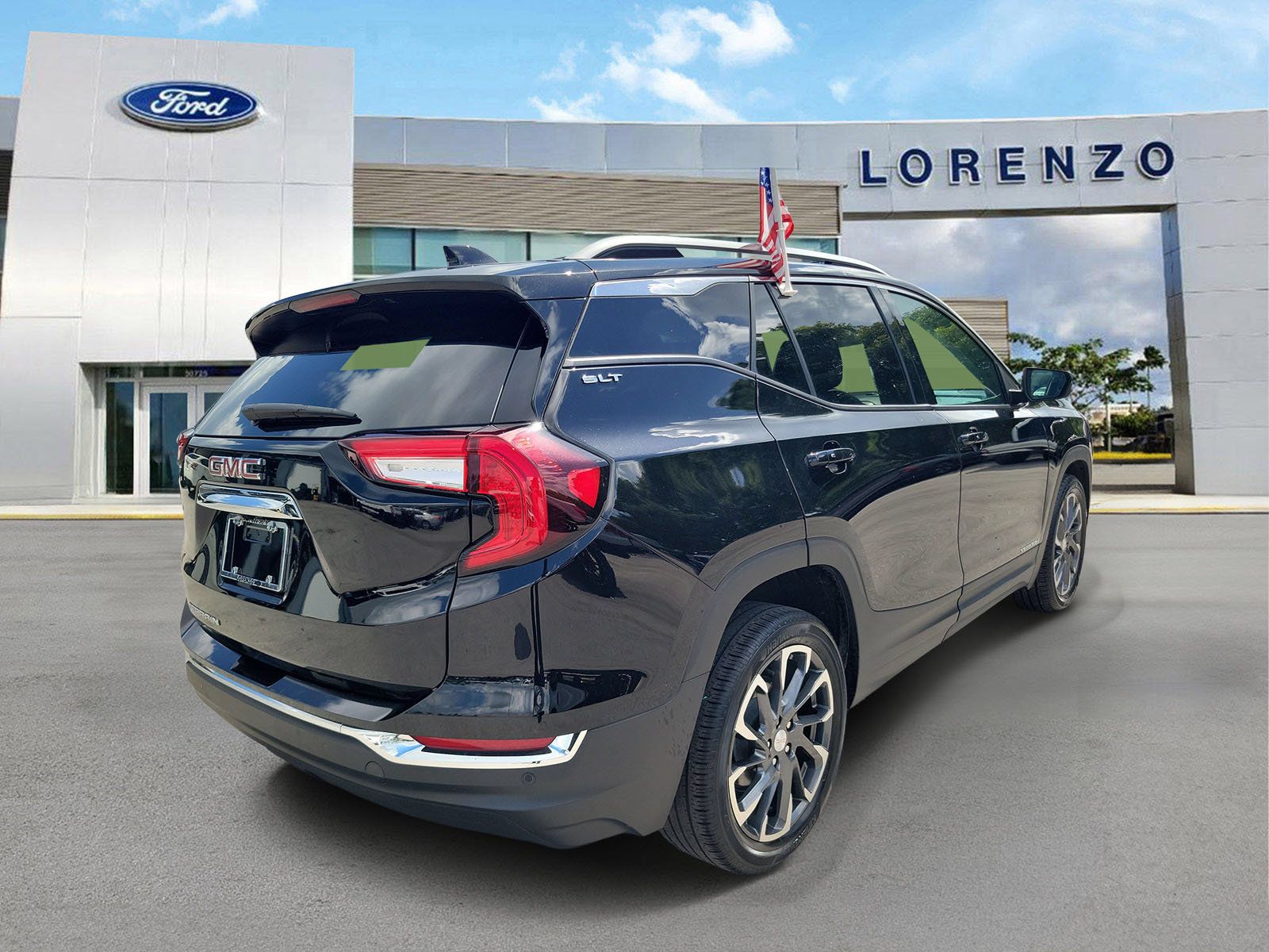 Used 2024 GMC Terrain SLT FWD image 5