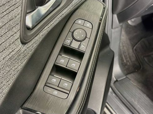 Certified 2023 Nissan Rogue SV AWD/4WD image 24