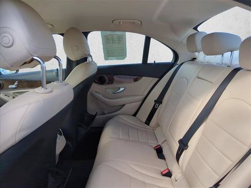 Used 2015 Mercedes-Benz C 300 4MATIC Sedan image 17
