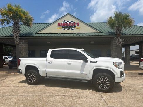 Used 2020 GMC Sierra 1500 AT4 w/ AT4 Premium Package AWD/4WD image 1