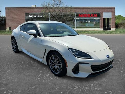 Used 2025 Subaru BRZ Premium RWD image 5