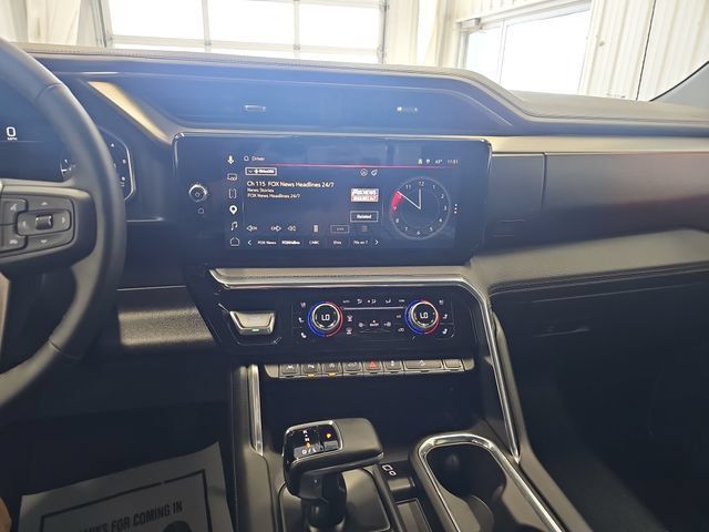 Used 2026 GMC Sierra 1500 Denali w/ Denali Reserve Package AWD/4WD image 17